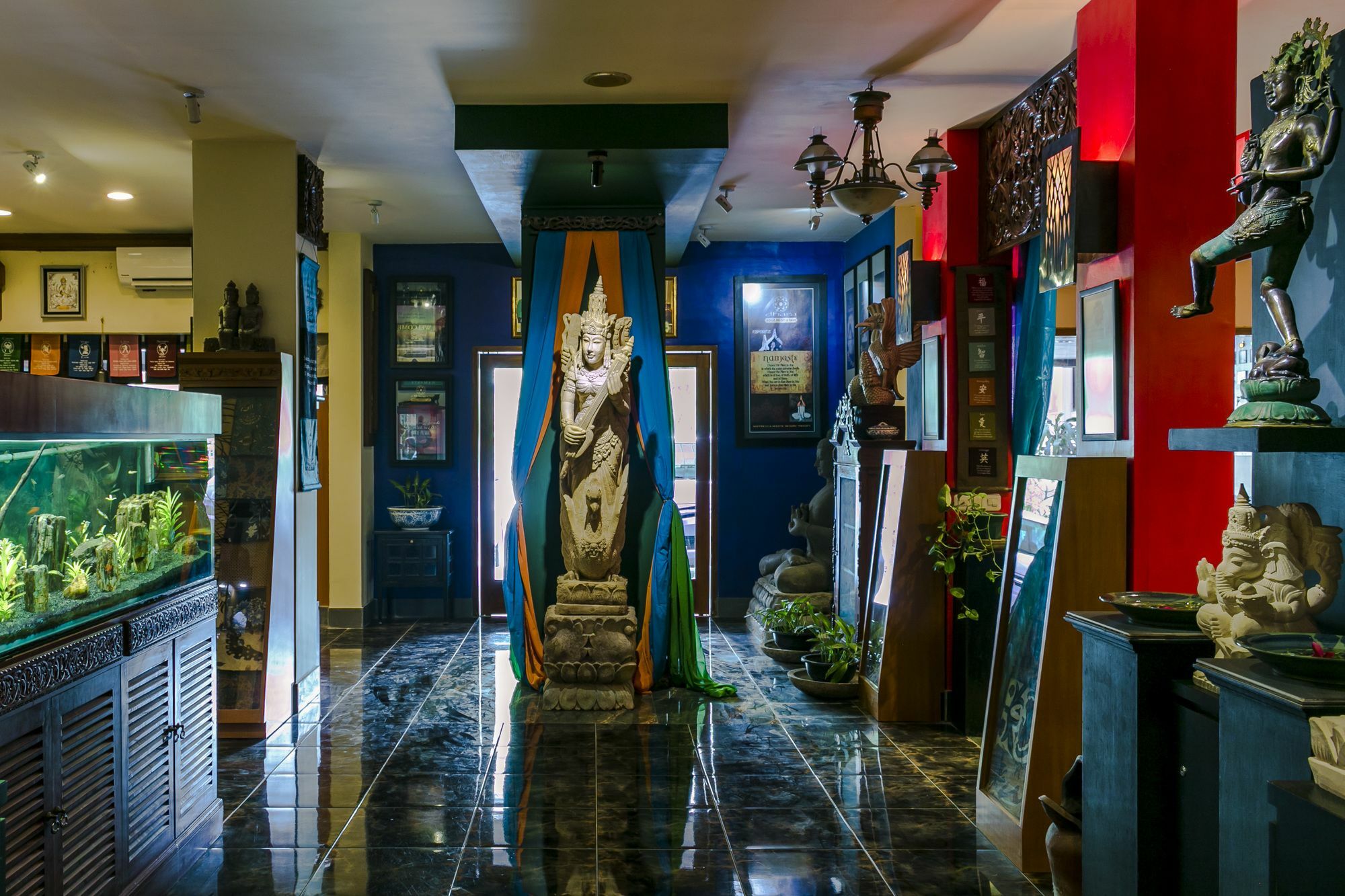 Dhanesvara Holistic Unique Homestay Wonocolo Exterior photo